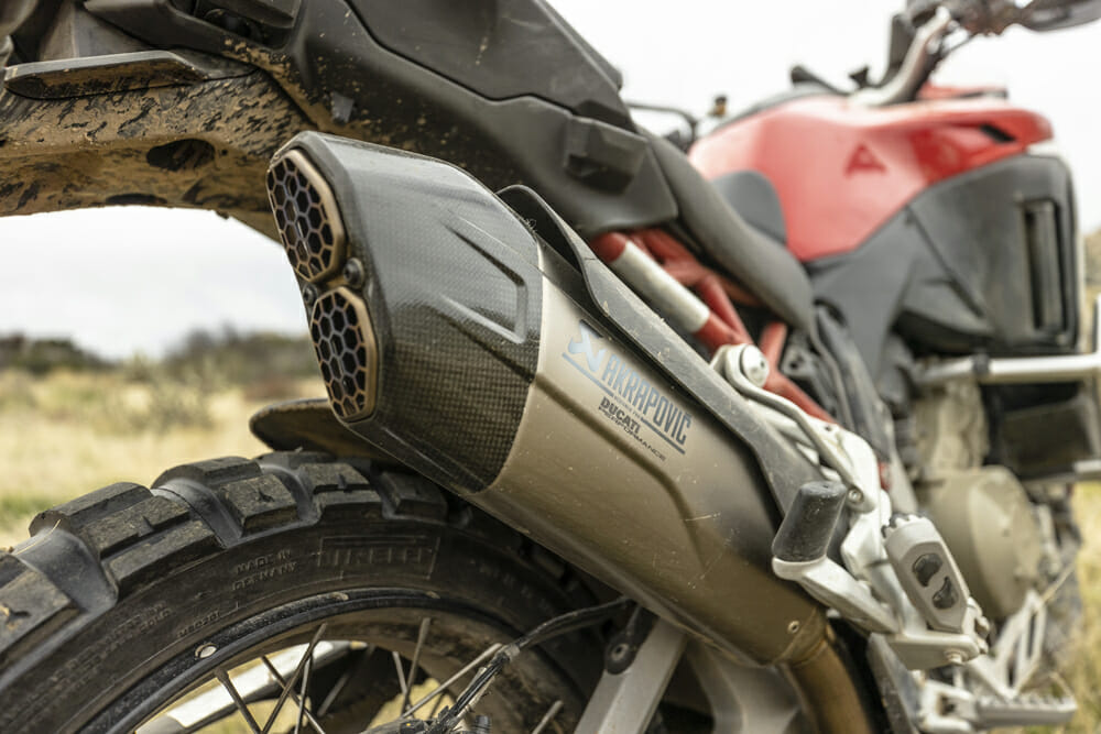2021 Ducati Multistrada V4 S Akrapovic exahaust