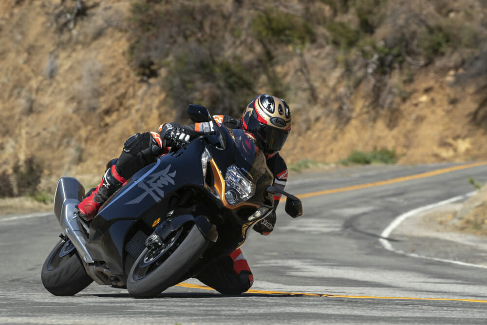 2022 Suzuki Hayabusa corner