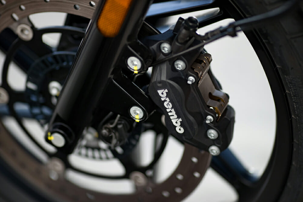 2021 Moto Guzzi V7 Brakes