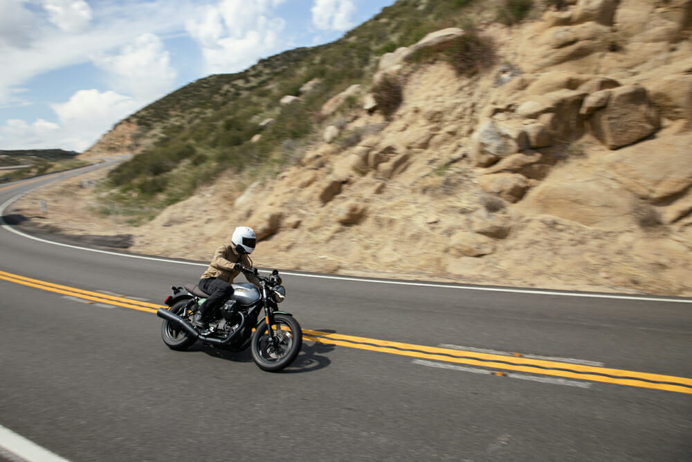2021 Moto Guzzi V7 action