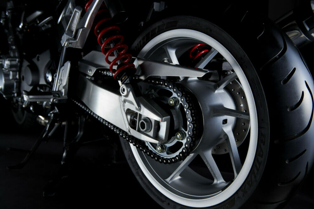 D.I.D ZVM-X Raven Series Chains - Cycle News