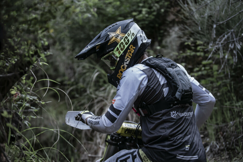 Uswe best sale hydration pack