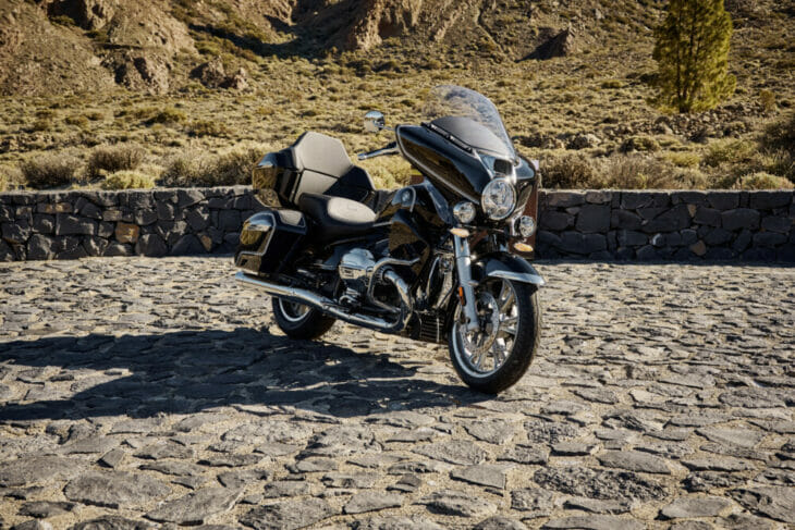 2022 BMW R18 Transcontinental First Look 1