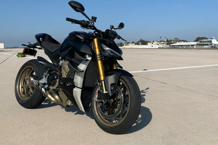 2021 Ducati Streetfighter S build