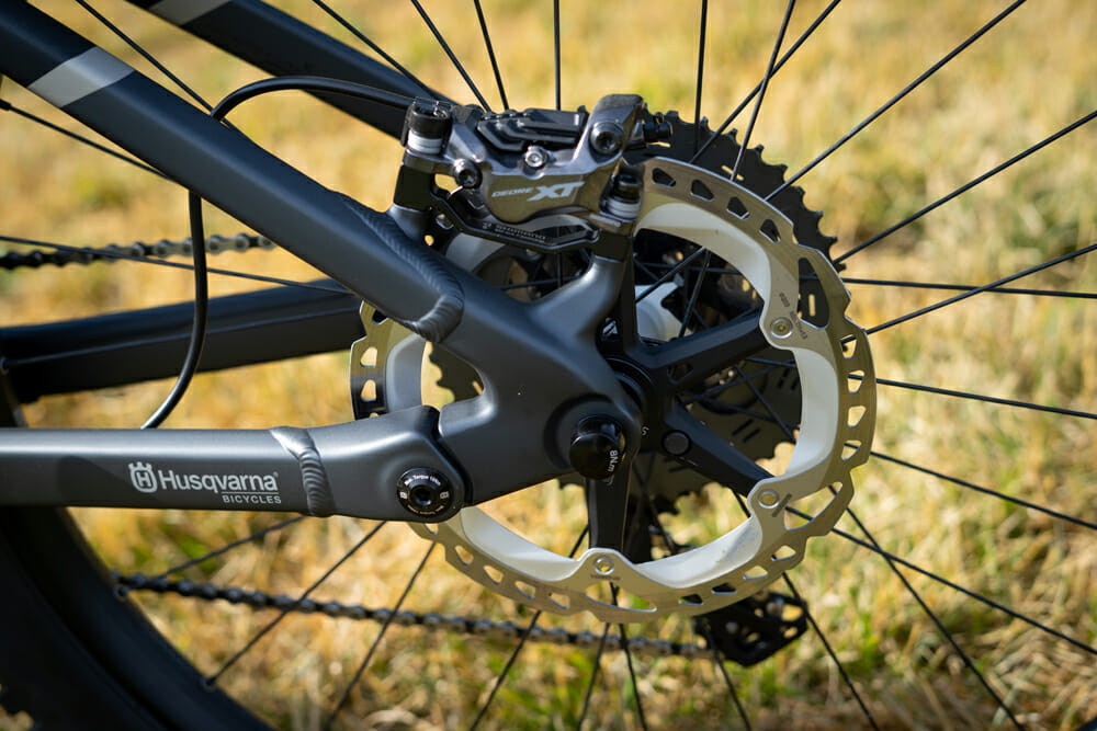 Husqvarna E-Bicycles Shimano XT Brakes