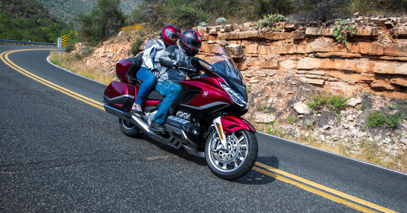 21 Honda Gold Wing Tour Automatic Dct Review Cycle News