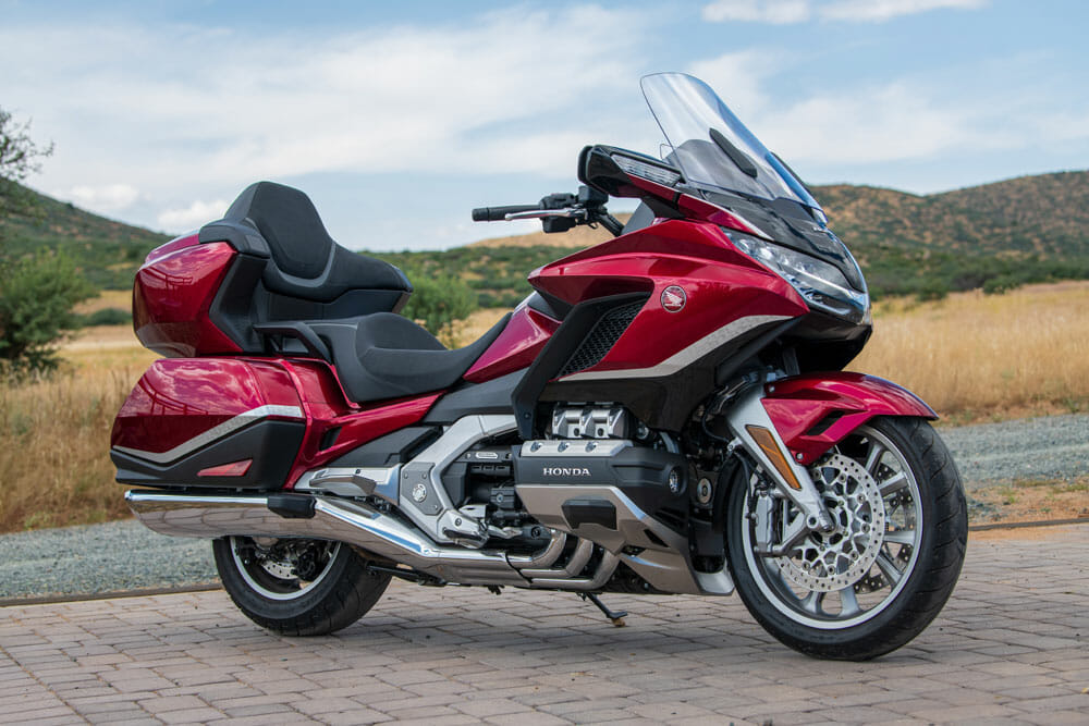 21 Honda Gold Wing Tour Automatic Dct Review Cycle News