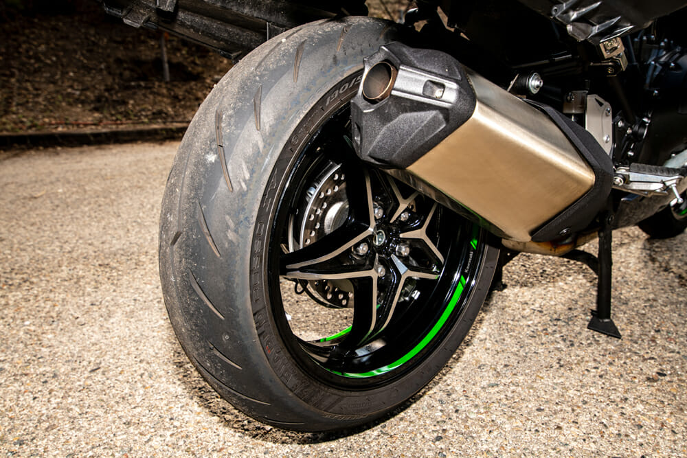 2021 Kawasaki H2 SX SE + rear wheel