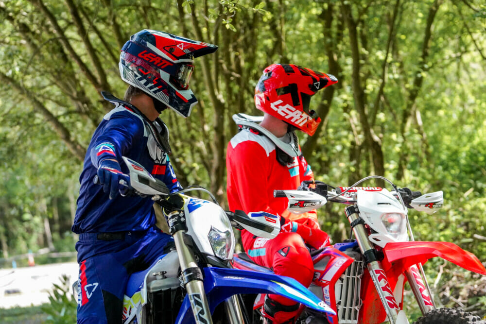 Leatt 2022 Moto Gear