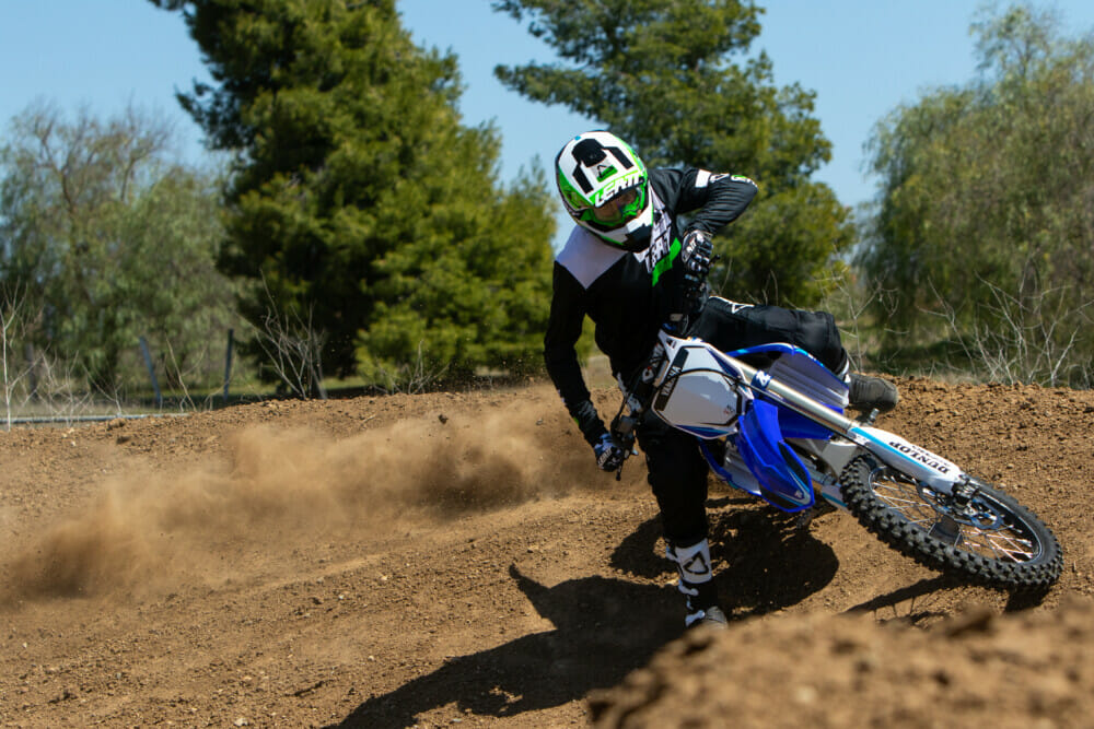 Leatt 2022 Moto Gear