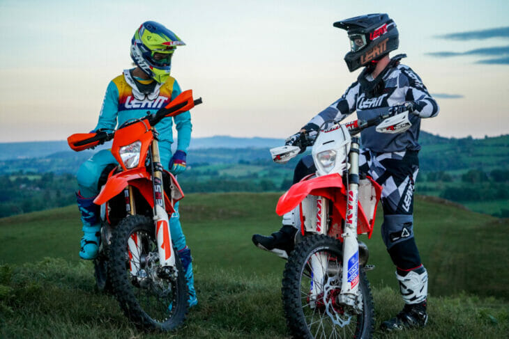 Leatt 2022 Moto Gear