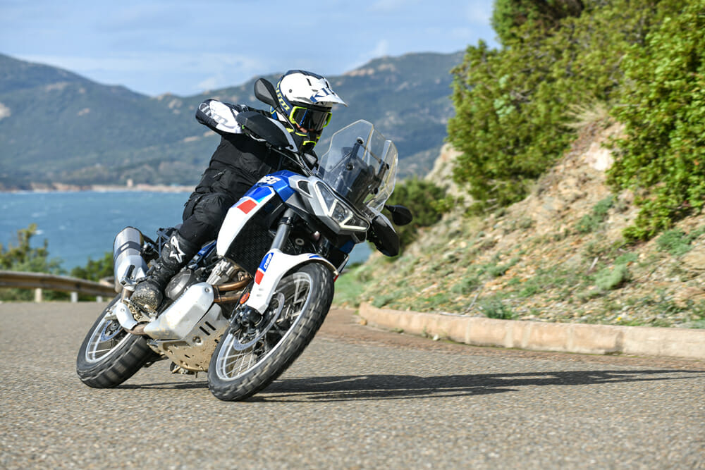 2022 Aprilia Tuareg 660 cornering