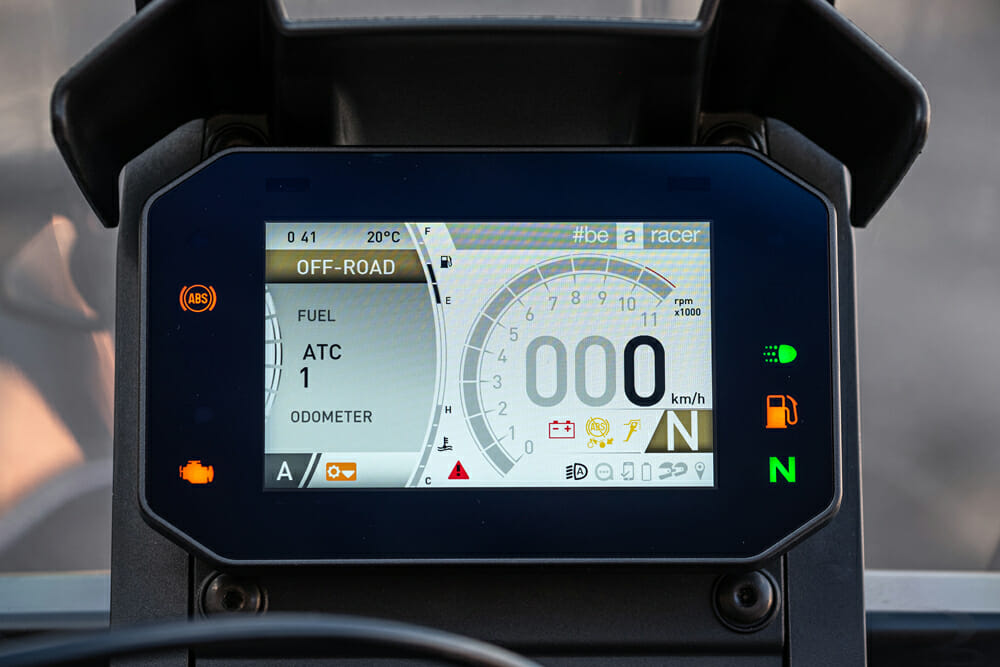 2022 Aprilia Tuareg 660 instrumentation