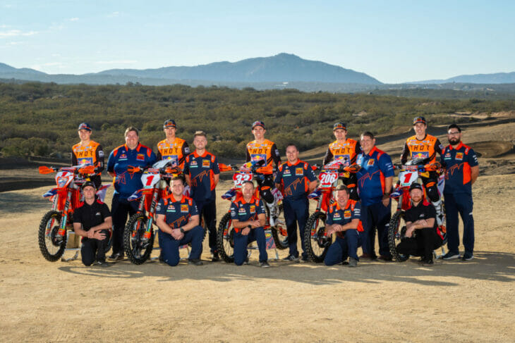 2022-ktm-team-intro-full-team