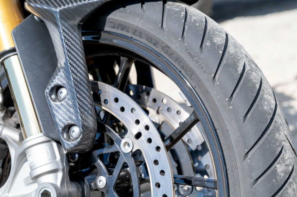 Continental ContiRoadAttack 4 Tire