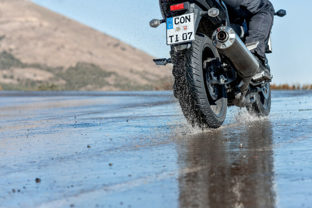 Continental ContiRoadAttack 4 Tire