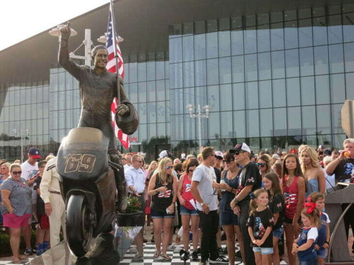 earl hayden nicky hayden statue