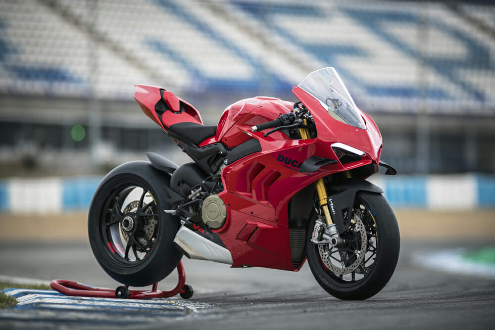 Siêu môtô Ducati Panigale V4 SP2 cập bến Đông Nam Á với giá 113 tỷ đồng