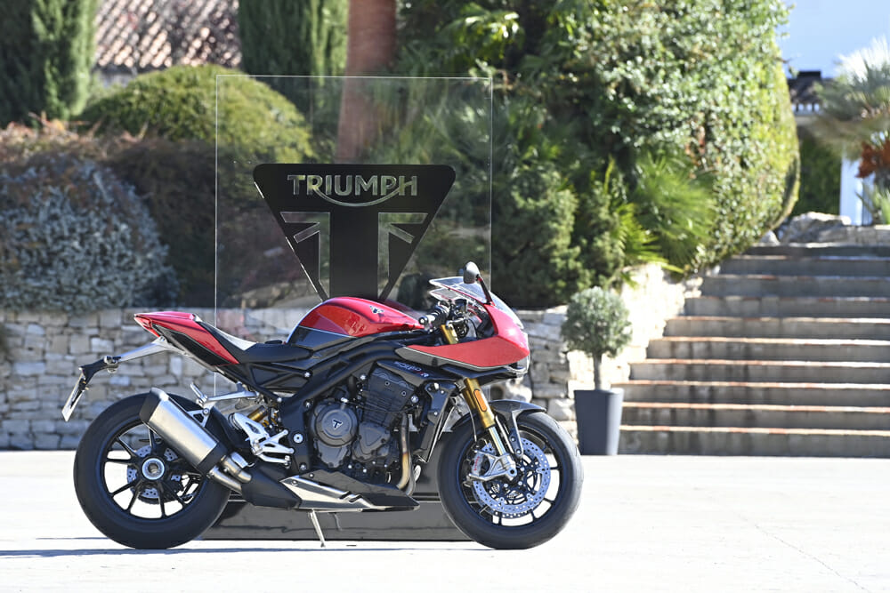2022 Triumph Speed Triple RR cafe racer