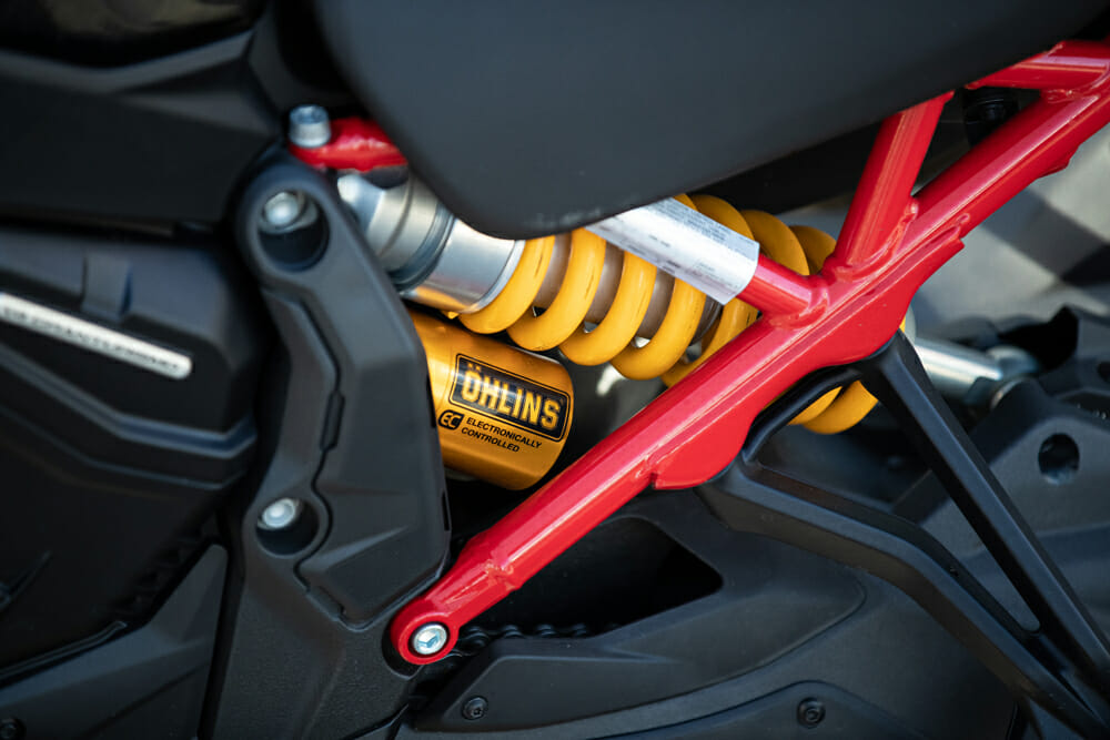 2022 Ducati Multistrada V4 Pikes Peak Öhlins suspension