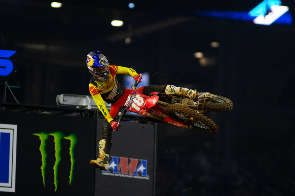2022-cycle-news-arlington-supercross-lawrence2