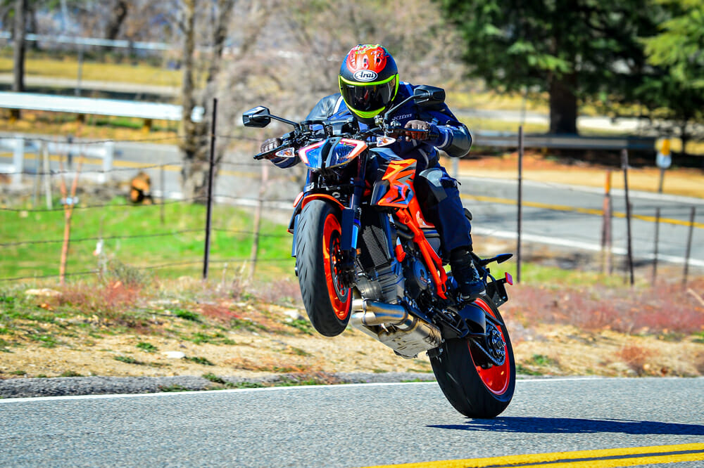 2022 KTM 1290 Super Duke R Review - Cycle News