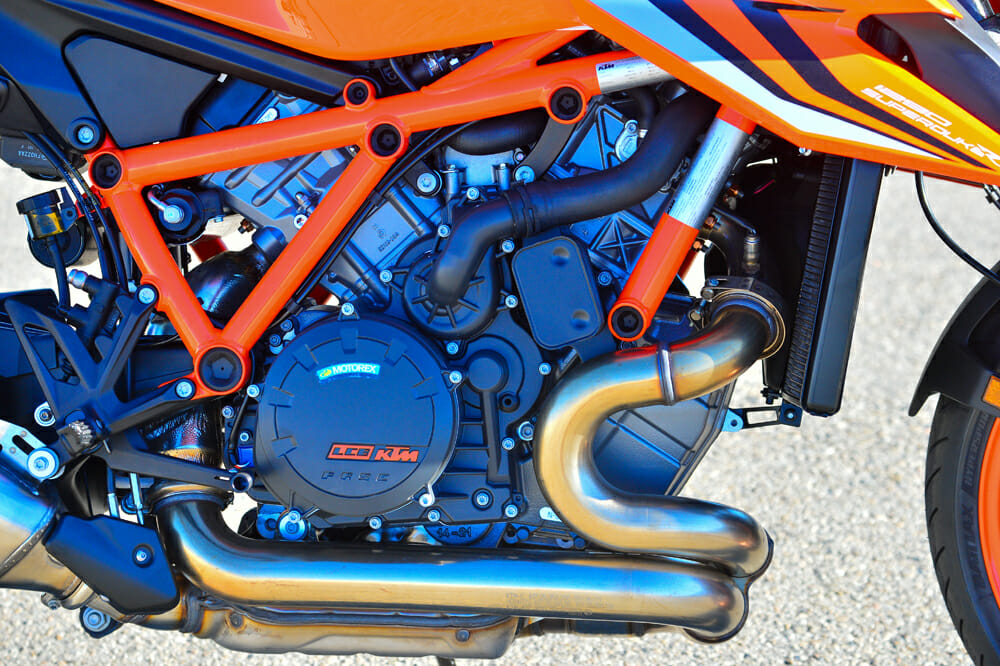 2022 KTM 1290 Super Duke R engine