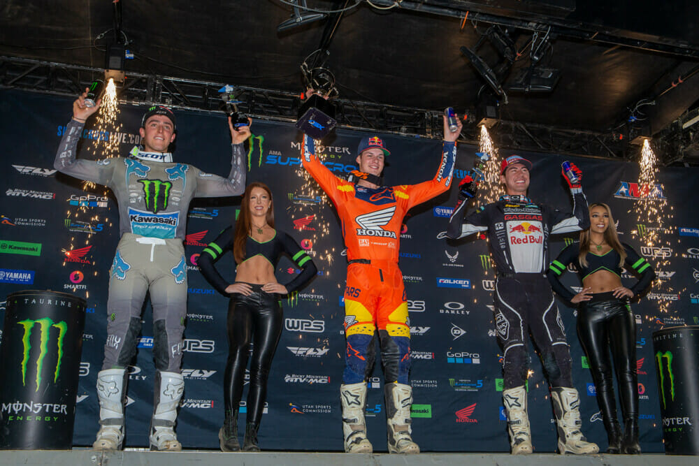 2022-detroit-supercross-cycle-news-brown-dog-photo-250-podium