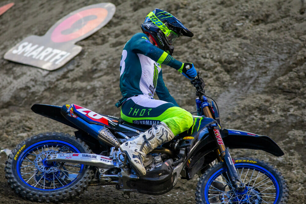 2022-seattle-supercross-cycle-news-brown-dog-photo-250-craig