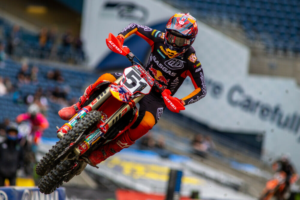 2022-seattle-supercross-cycle-news-brown-dog-photo-450-barcia