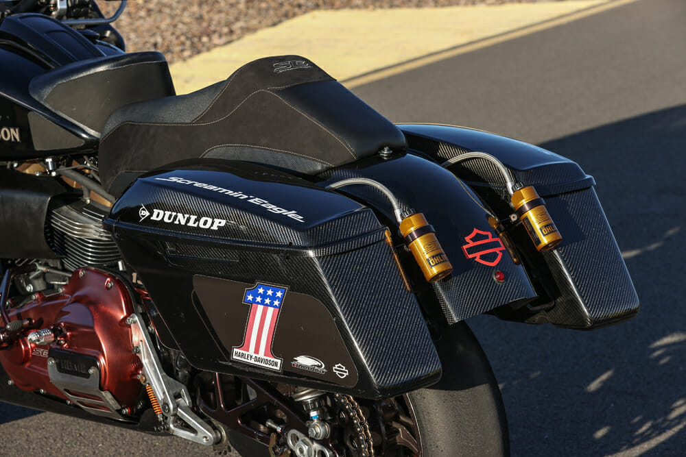 Harley-Davidson Screamin’ Eagle Road Glide saddlebags