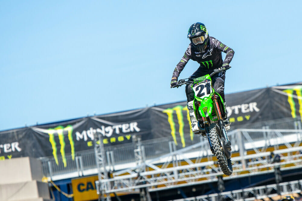 2022-east-rutherford-supercross-brown-dog-photo-anderson2