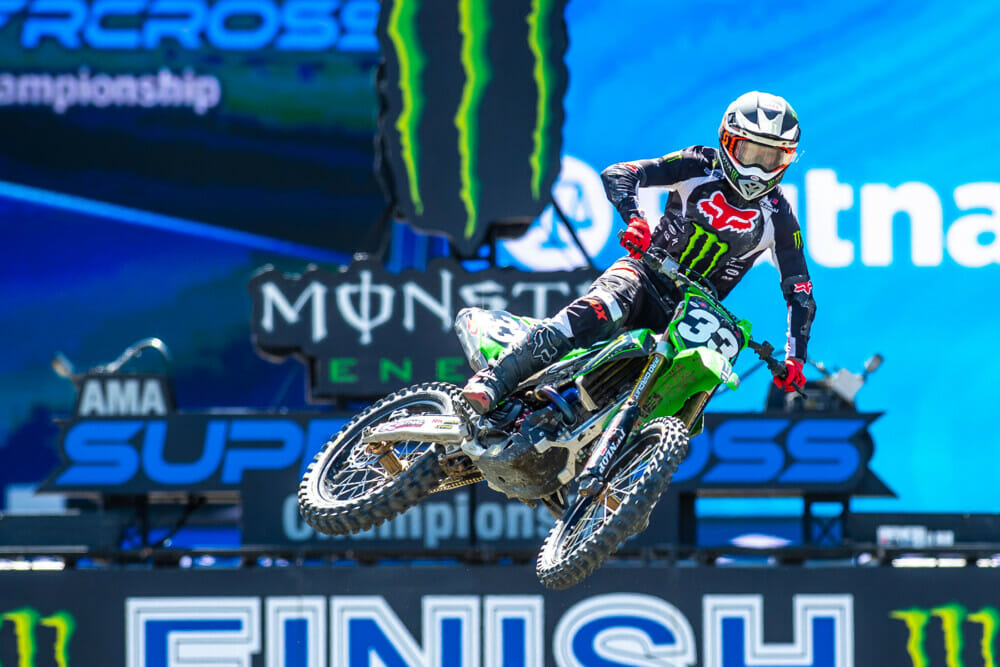 2022-east-rutherford-supercross-brown-dog-photo-forkner2