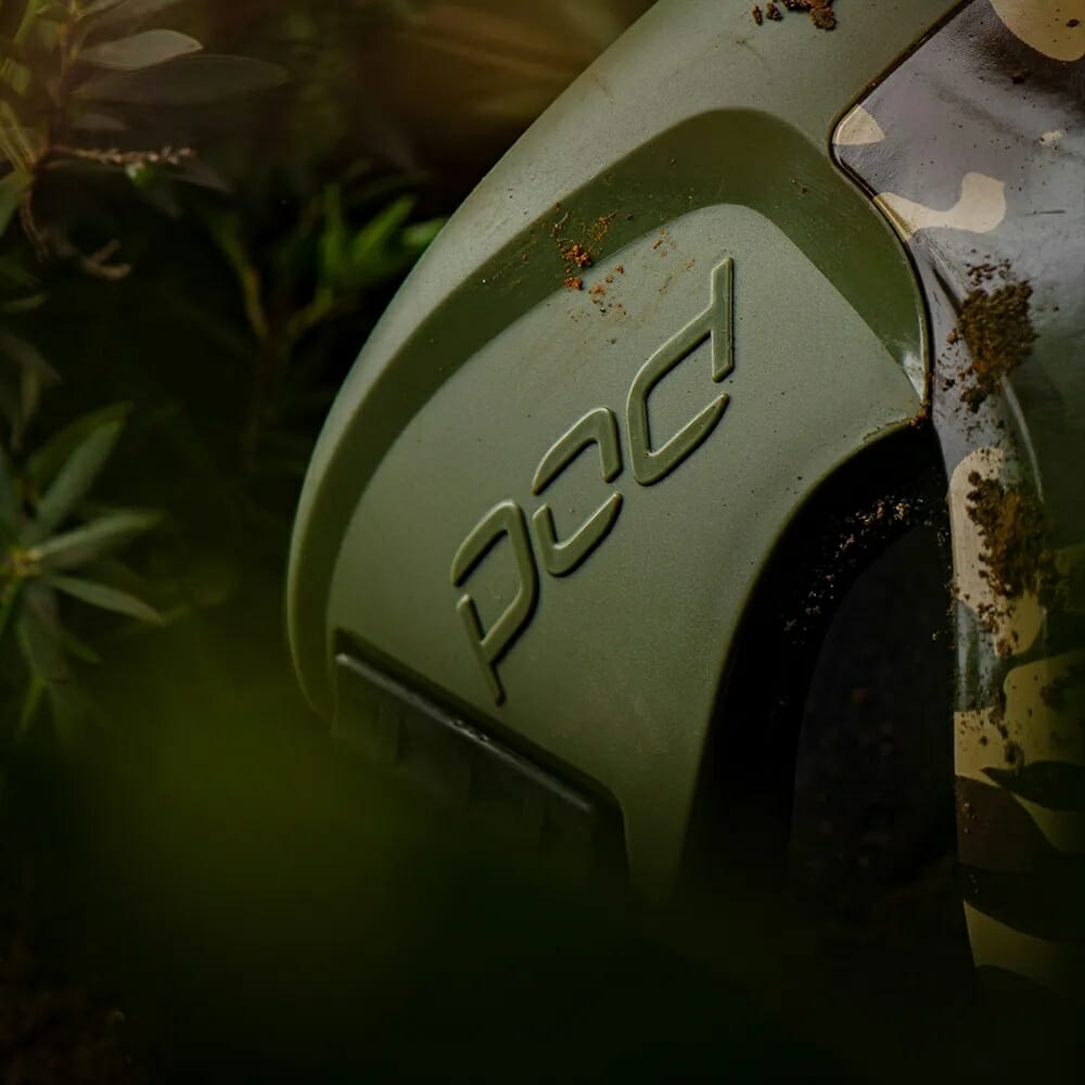 Pod K4 V2 LE Camo Knee Braces Cycle News