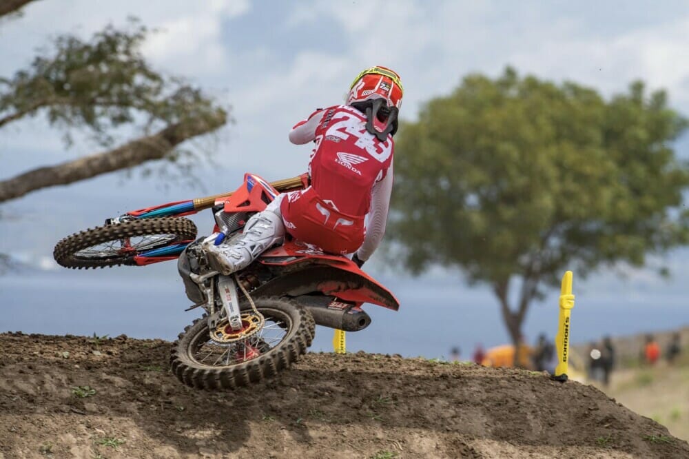 2022-mxgp-indonesia-gajser-shotbybavo