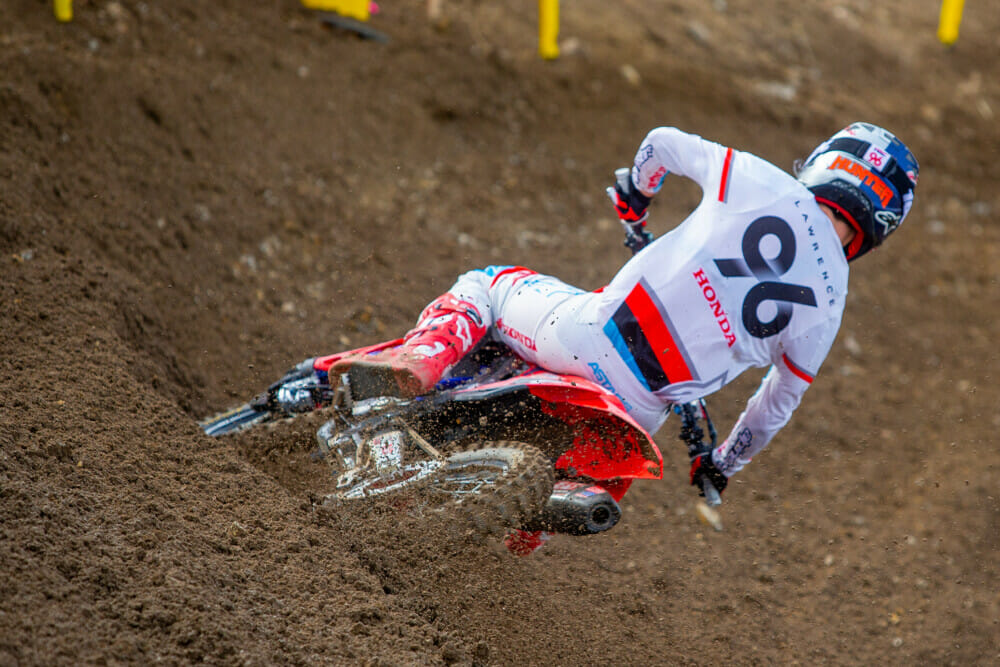2022-hangtown-pro-motocross-hunter-lawrence-brown-dog-photo