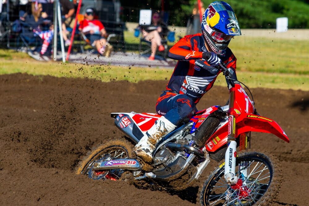 2022-red-bud-motocross-brown-dog-photo-jett-lawrence