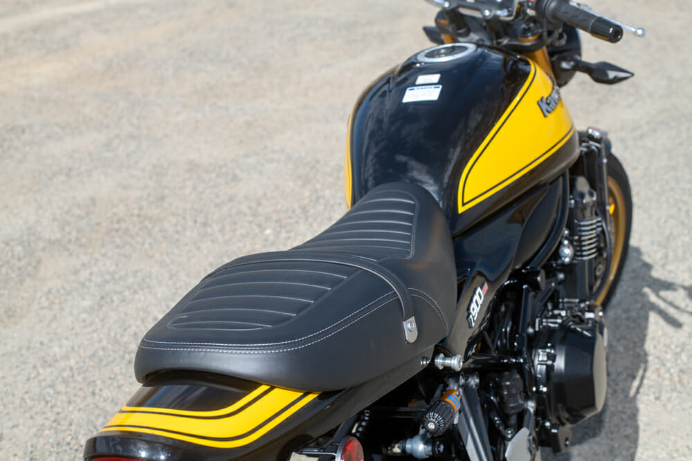 2022 Kawasaki Z900RS SE seat