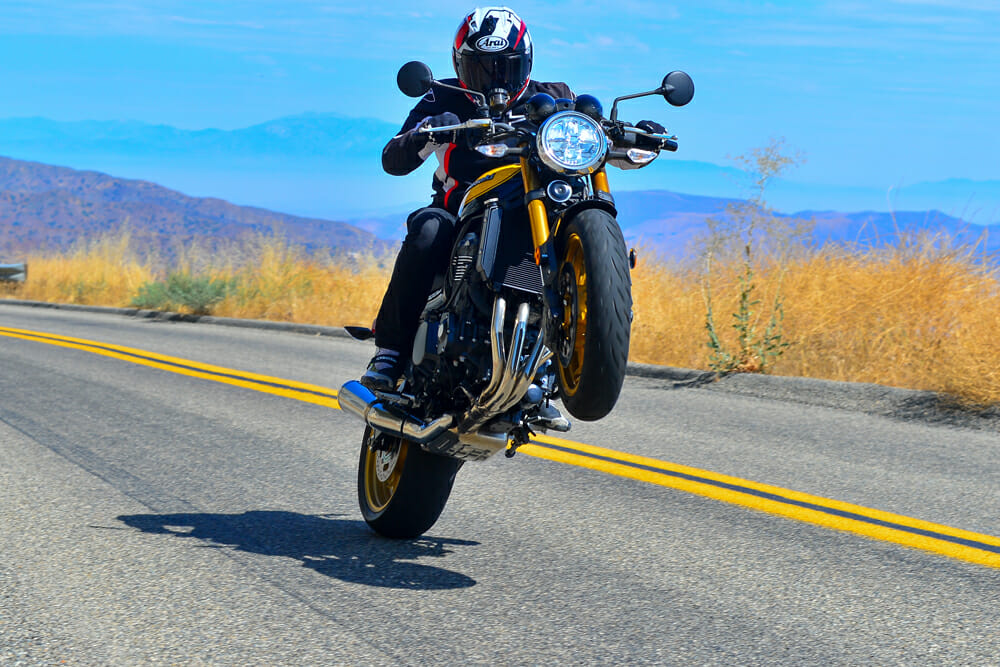 Kawasaki Z900 SE – First Ride Review - SportBikes Inc Magazine