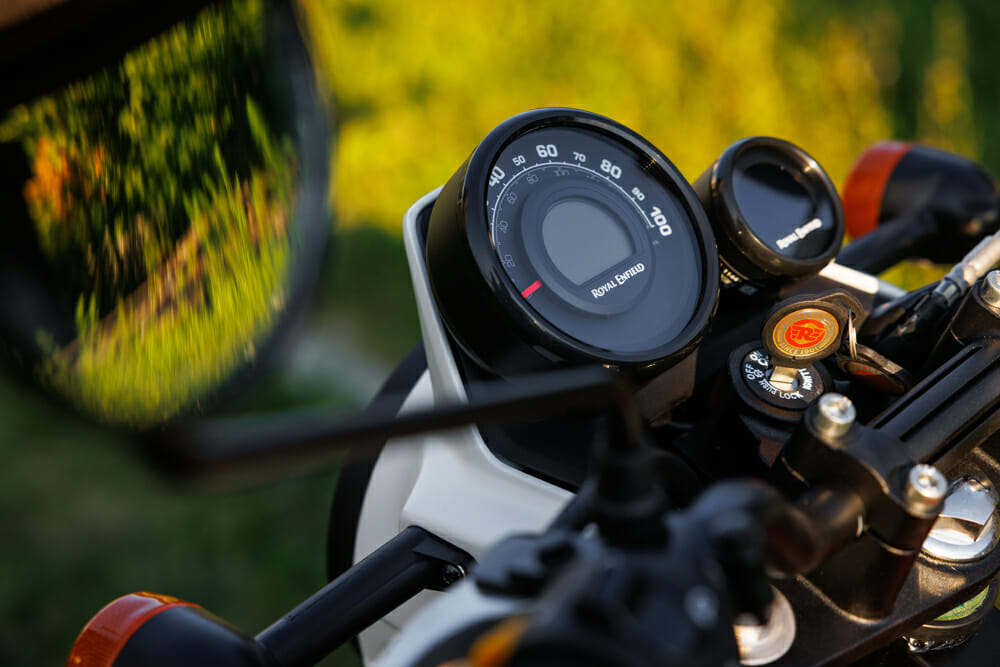 2023 Royal Enfield Scram 411 dash