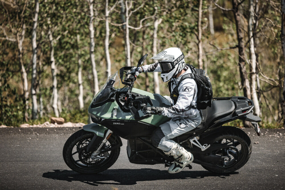 zero-motorcycles-dsrx-adventure-cycle-news2