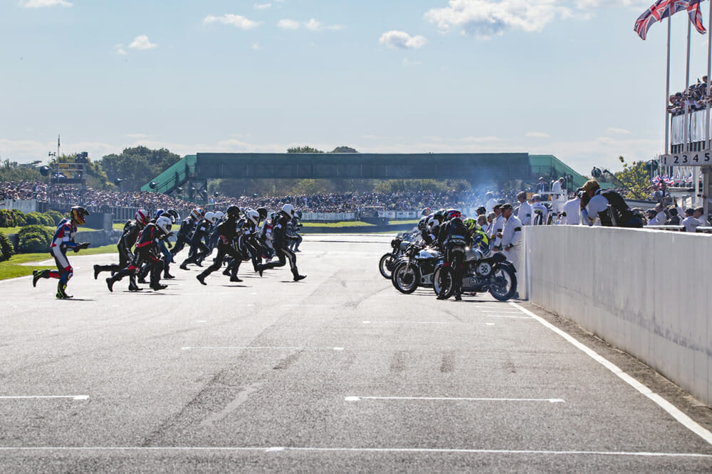 Barry Sheene Memorial race start 2022 Goodwood Revival