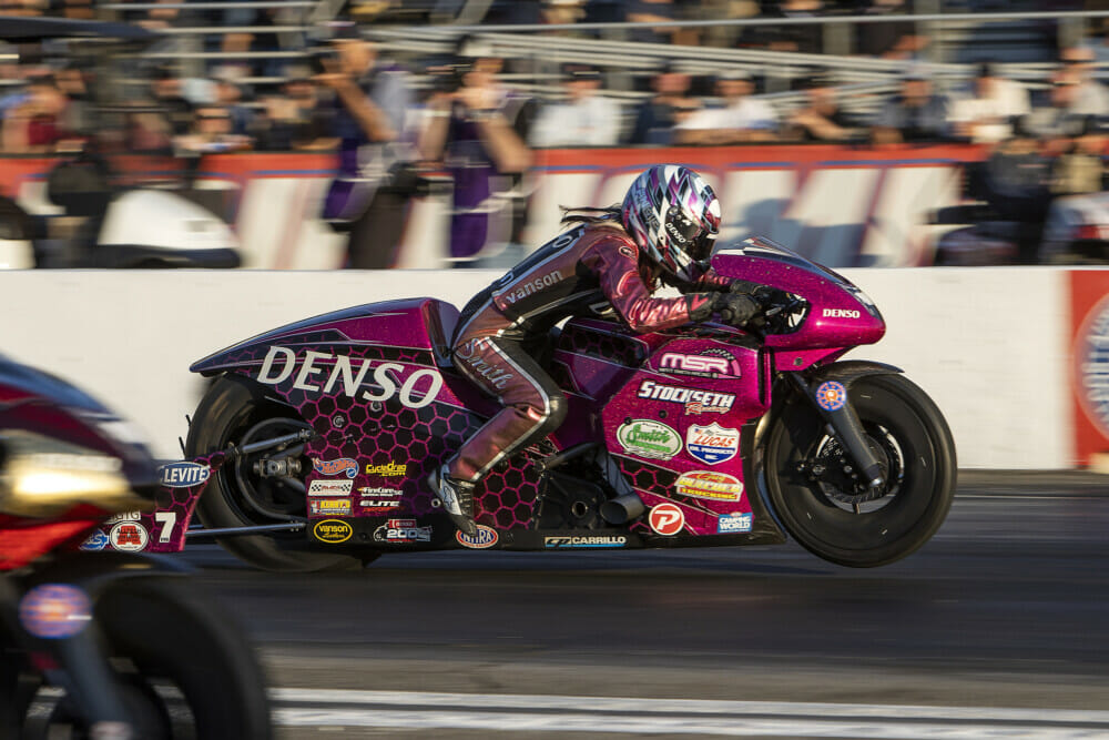 2B 2022_NHRA_POM_A_Smith-01
