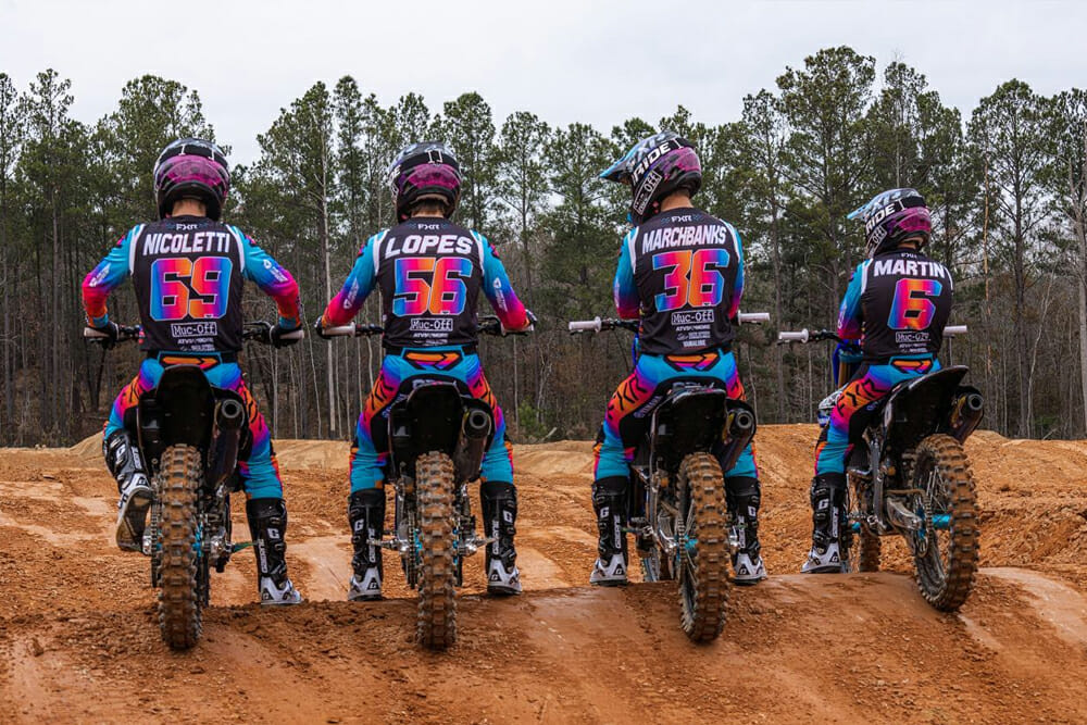 23-club-mx-yamaha-supercross