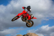 2023 Honda CRF450RX jumping