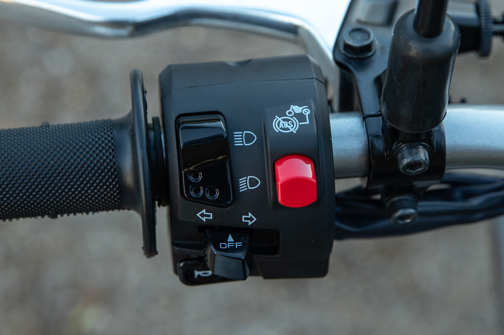 2023 Kawasaki KLX230 S handlebar controls