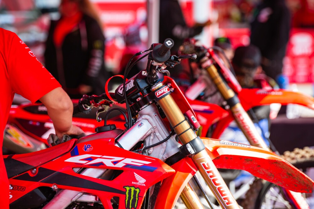 2023-anaheim-2-supercross-cycle-news-slr-honda