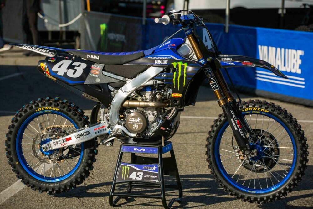2023-anaheim-supercross-press-pit-32