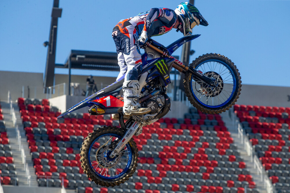 2023-san-diego-supercross-cycle-news-40-tomac