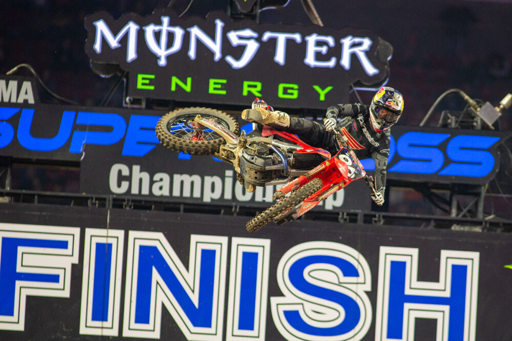 2023-houston-supercross-cycle-news-brown-dog-lawrence